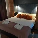 Mobile Anamari Biograd Na Moru