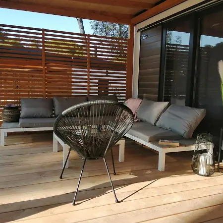 Mobile Anamari Biograd Na Moru