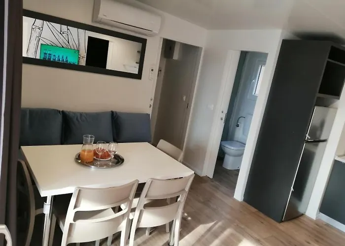 Parque de Campismo Mobile Anamari Biograd Na Moru