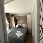 Mobile Anamari Biograd Na Moru