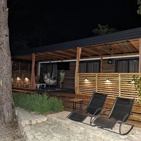 Mobile Anamari Campsite *
