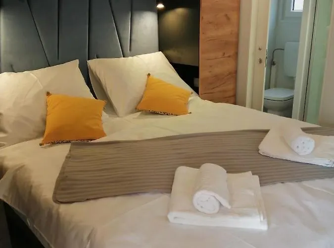 אתר קמפינג Mobile Anamari ביוגראד נה מורו